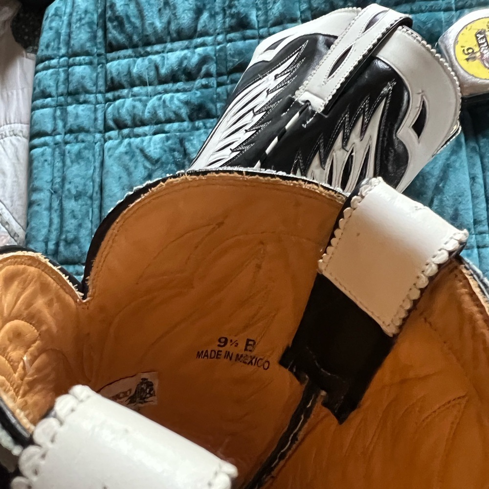 Old Gringo Eagle boots. - Picture 5 of 6